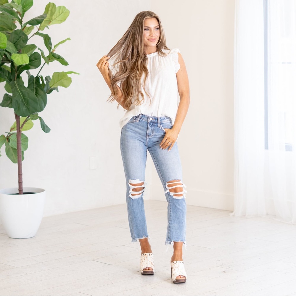Lovervet by VERVET - Trendy Distressed Straight Leg Jeans - Light Blue